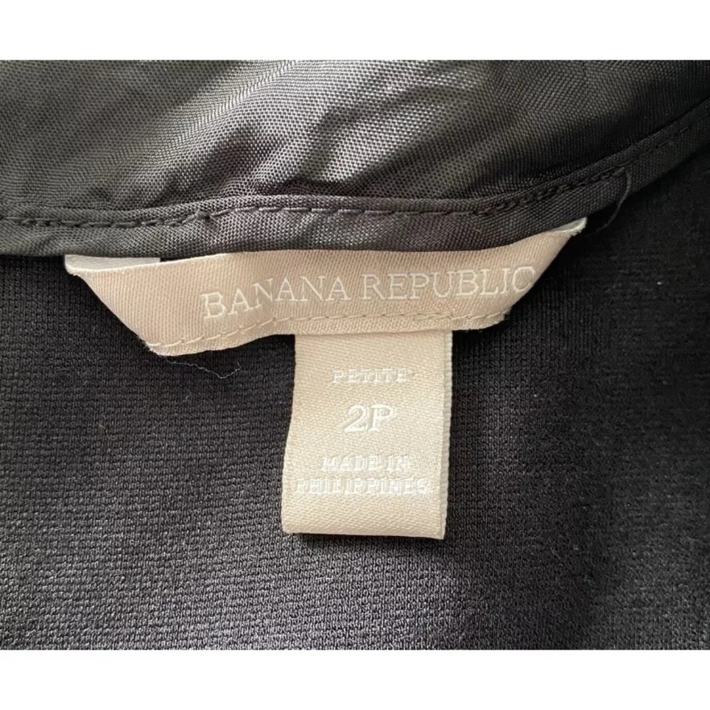 Banana Republic Black Ponte Pleated Fit and Flare Dress Womens Size 2P (1312) - Picture 5 of 7